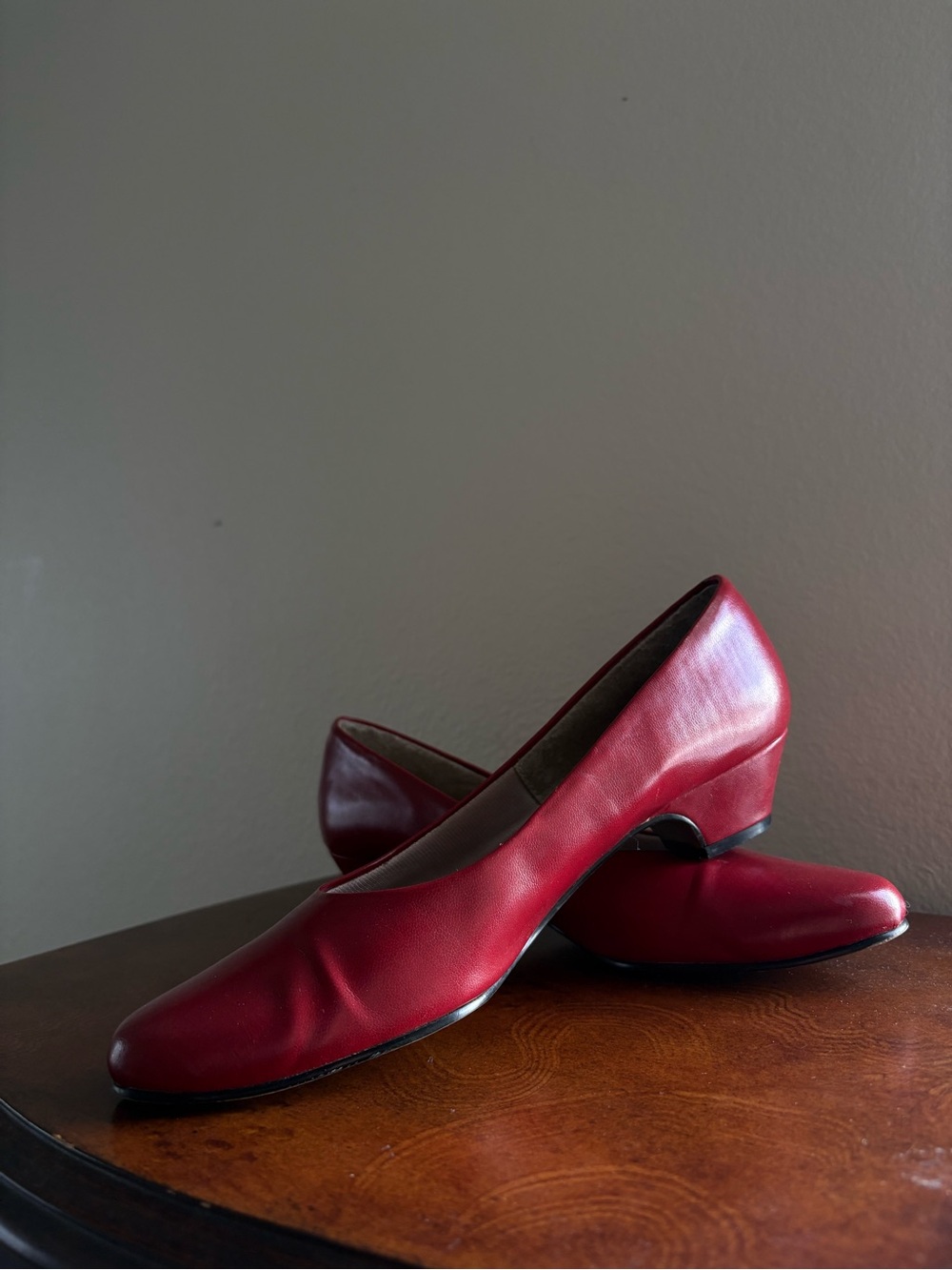Soft Style Red Low Heel Women's Pumps